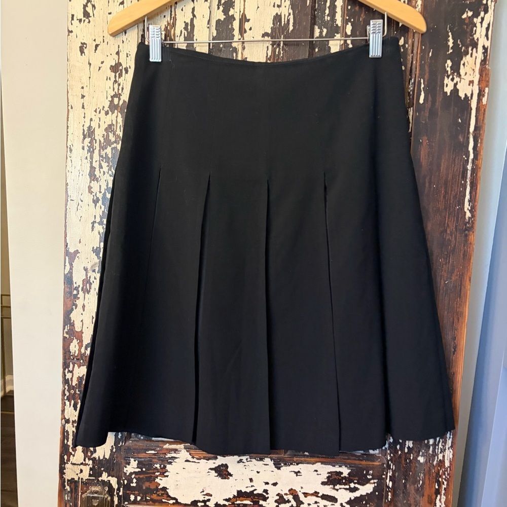 Elevenses Classic Black A-Line Pleated Skirt. Chic. Size 6. Anthropologie